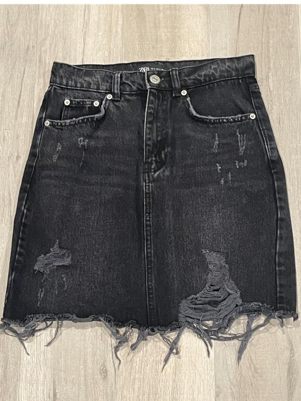 ZARA Black Distressed Denim Skirt High Waisted Raw Hem Ripped Small